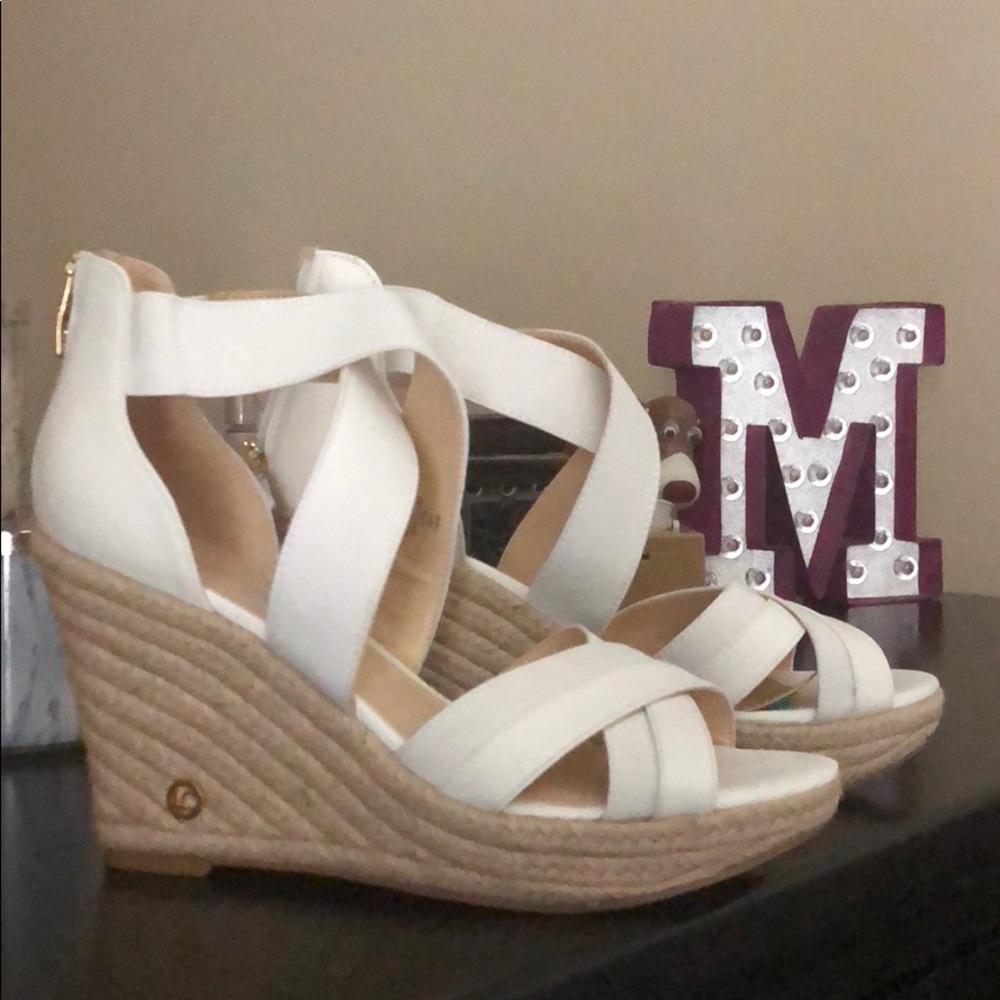 NWOT white wedges